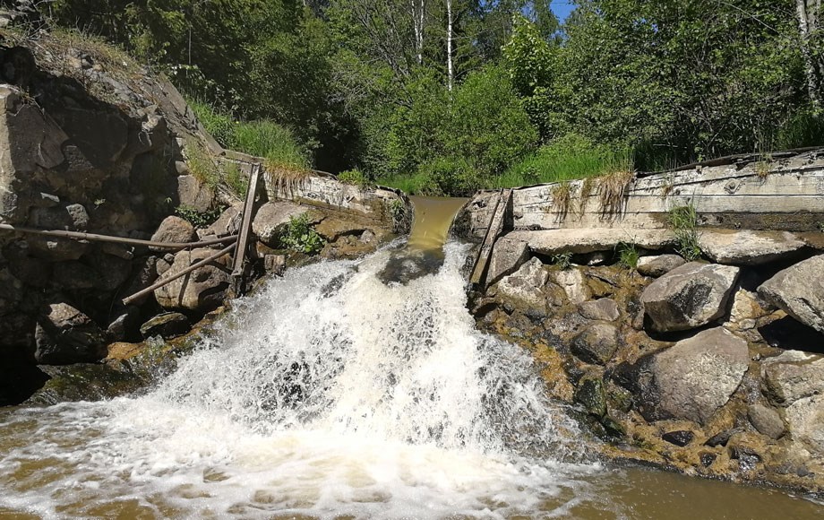 Rudus mukana wwf virtavesihanke siuntionjokeen laskeva kirkkojoen lempansån kosket munksin alapato